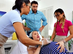 Zadek, Kuřba, Na pejska, Brýle, Rukavice, Pička, Sukně, Kozičky