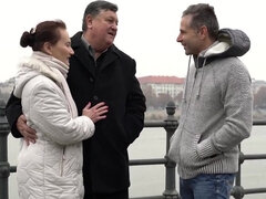 Anaal, Man die toekijkt, Sperma in mond, Sperma shot, Rijpe lesbienne, Moeder die ik wil neuken, Anaal likken, Trio