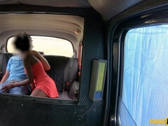 Short-haired ebony called Zaawaadi boned by kinky taxi driver