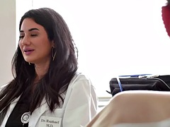 Красотки, Большой член, Доктор, Фетиш, Медсестра, Наездница, Сиськи, Униформа