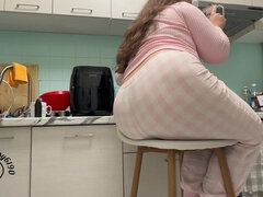 18, Amatör, Bbw stor vacker kvinna, Stor stjärt, Pruttar, Mat, Latina, Tonåring