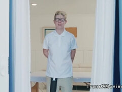 In den arsch, Blasen, Gruppensex, Gruppe, Transe, Massage, Transfrau, Flotter dreier