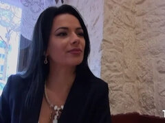 Anaali, Ruskeahiuksinen, Rankka, Äiti jota haluaisin panna, Romanialainen, Lutka