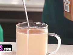 Azjatka, Duży tyłek, Ciemna karnacja, Sex w czwórkę, Orgia, Cipka, Nastolatki, Trójkąt