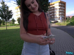 Amatør, Kukk suging, Tjekkisk, Naturlige bryster, Utendørs, Synsvinkel, Offentlig, Pupper