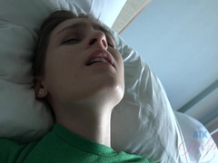 Suihinotto, Jalkahoito, Tyttöystävä, Käsihoito, Pikkarit, Näkökulma pov, Pillu, Ajeltu