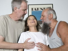 Anal, Pik sutte, Hundestilling, Dobbelt penetration, Kysse, Teenager, Trekant, Bryster