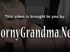 Blondine, Blasen, Geile alte tussi, Schwanz, Fingern, Oma, Handjob, Hardcore