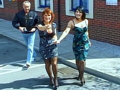 Leie, In den arsch, Grosse titten, Blasen, Hd, Milf, Rotschopf, Strümpfe