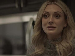 Blondi, Suihinotto, Lähikuva, Spermashotti, Takaapäin, Jalat, Tatuointi, Tissit