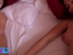 Anal, Stora tuttar, Avsugning, Brunett, Sperma shot, Hardcore, Naturliga tuttar, Orgie