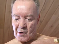 Pijpbeurt, Sperma in mond, Sperma shot, Diep in de keel, Lul, Hondjeshouding, Hardcore, Tiener