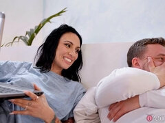 Soverom, Brunette, Dype svelg, Runke, Slikking, Synsvinkel, Fitte, Tattovering