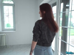 Amateur, Europeo, Corridas faciales, Jeans, Perforación, Tragarse, Tatuaje, Tetas