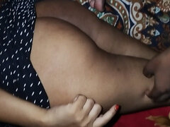 Gros cul, Rondelette, Couple, Mignonne, Fait maison, Indienne, Mature, De plein air