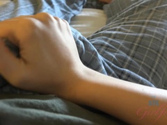 Leie, Braunhaarige, Fussjob, Piercing, Pov, Rau, Rasiert, Schlafend