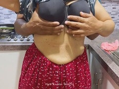 Amatéři, Asijské, Pár, Indické, Líbání, Výprask, Pokojská, Pička