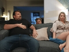 Velký zadek, Blondýna, Kuřba, Podvádění, Péro, Kuchyně, Nevlastní máma, Manželka