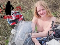 Amateur, Bisexual, Universidad, Primera ves, Masturbación, Músculo, Al aire libre, Coño