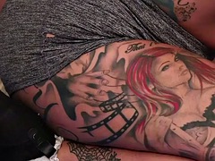 Amatoriale, Bambino, Cfnm, Dominazione femminile, Gruppo, Sega, Mamma che vorrei scoparmi, Tatuaggi