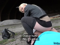 Public Agent (FakeHub): Outdoor Sex with Russian teen