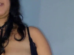 Velike joške, Domaci pornič, Latinka, Naravne joške, Bradavičke, Nosečnice, Zabuhle bradavičke, Saggy joške