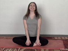 Camille finishes yoga and masturbates on yoga mat