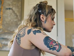 Dvojitá penetrace, Latinské, Milf žcbp, Tetování, Manželka