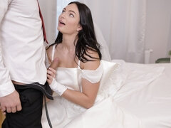 Leane Lace is into wedding day rimming and hardcore sex