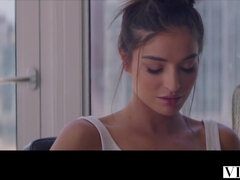 Prsatá, Klasika, Roztomilá, Dávení penisem, Na obličej, Hd, Pička, Kozičky