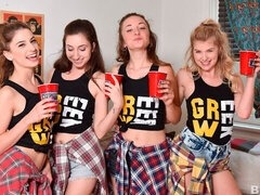 아마추어, 큰 음경, 큰 가슴, 오랄섹스, 흑갈색 머리, 파티, 조그마한, 빼빼한