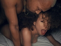 Zadek, Brunetka, Stříkání spermatu, Na pejska, Ebenové, Hd, Přírodní prsa, Kozičky