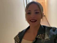 Anál, Kuřba, Pár, Creampie, Stříkání spermatu, Hardcore, Na veřejnosti, Teenka