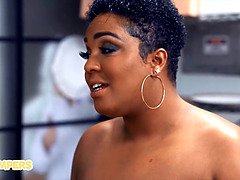 Bundão, Peitos grandes, Loiroa, Morena, Gordinho, Mulheres homem, Mãe gostosa, Sexo grupal a três