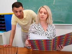 Большая жопа, Большие сиськи, Блондинки, Минет, Брюнетки, Собачьи, Латиноамериканки, Учитель