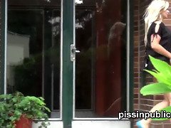 Blond, Hd, Pissen