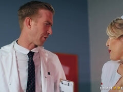 Chica, Tetas grandes, Tetona, Sexo duro, Madres para coger, Enfermera, Estrella porno, Realidad