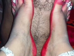 Mamada, Primera ves, Masturbacion con pies, Ama de casa, Marido, Indio, Mamá, Madrastra