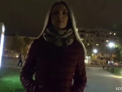 Amatööri, Anaali, Isot tissit, Syväkurkku, Saksalainen, Luonnolliset tissit, Sukkahousu, Teini