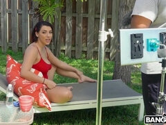 Chica, Entre bastidores, Tetas grandes, Morena, Tetona, Al aire libre, Estrella porno, Tetas