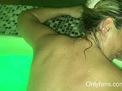 Anális szex, Monumentális dákó, Anyuci