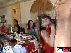 Amatør, Stor kukk, Svart, Cfnm, Cougar, Dominerende kvinne, Orgie, Tenåring