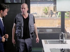 Stor røv, Stor pik, Store bryster, Brunette, Lækker, Langt ned i halsen, Teenager, Trekant