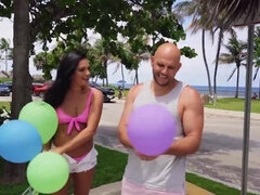 Grande cazzo, Tette grandi, Brunetta, Pisello, Da dietro, Hd, Naturale, Figa