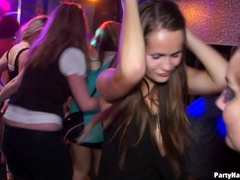 Amatööri, Isot tissit, Pukeissa, Tanssii, Kyrpä, Käsihoito, Sekarotuinen, Orgiat