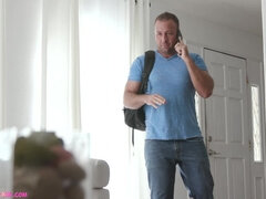 Брюнетки, Грудастые, Кончили внутрь, Смазливые, Фистинг, Соски, Киски, Сквиртинг