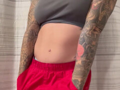 Amatör, Stora tuttar, Dusch, Tatuering