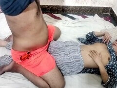 18 éves, Amatőr, Néni, Biszexuális, Ujjazás, Filigrán alkatú, Harisnya, Tini