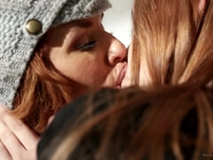 Store pupper, Barmfager, Føtter, Lesbisk, Slikking, Moden, Naturlige bryster, Pornostjerner