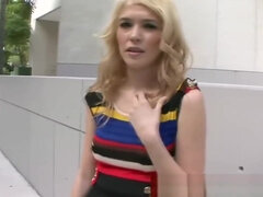 Blond, Pijpbeurt, Vingeren, Masturbatie, Natuurlijk, Tepels, Openbaar, Tiener